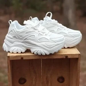 Source Unknown | Shoes | Source Unknown Allwhite Athletic  display picture 1